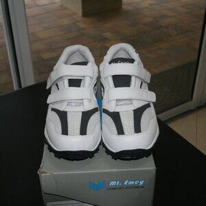 Men's Extreme Light Weight Walker